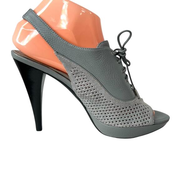 Kenneth Cole New York Perforated Leather Slingback Heels in Gray Women's Sz 7.5M - Picture 4 of 16